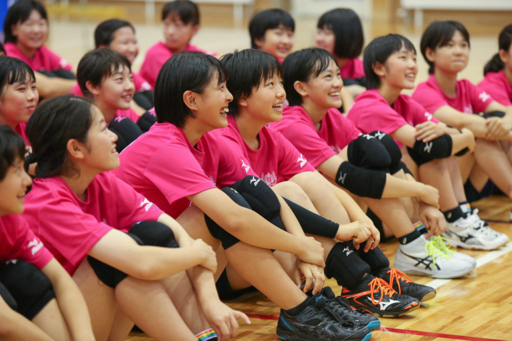 8月7日に予定しておりました岡山大会は、台風の影響で延期とさせていただきました   不安定な気候の続いた8月ですが、盛岡大会でのこの笑顔 ! 晴れ晴れした気持ちになりますね !