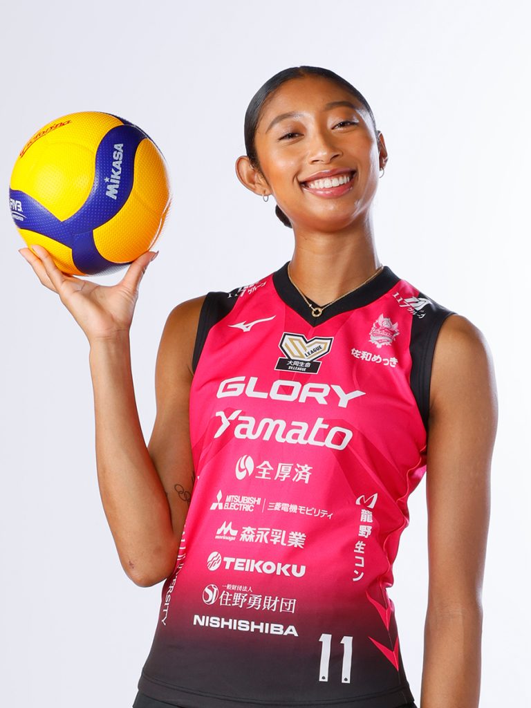 全日本女子　私服 宮部 藍梨 ｜【ヴィクトリーナ姫路】女子バレーボール